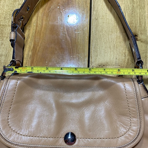 Coach Soho Pleated handbag - Picture 9 of 9